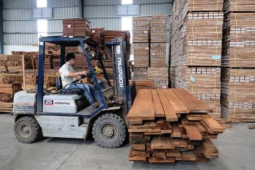 Thành viên HĐQT bê bối đánh bạc, công ty Phú Tài làm ăn sao?