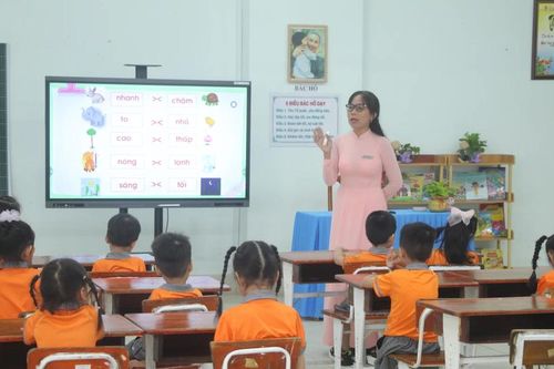 Trường mầm non TPHCM tổ chức lớp học giả định, giúp trẻ sẵn sàng vào lớp 1