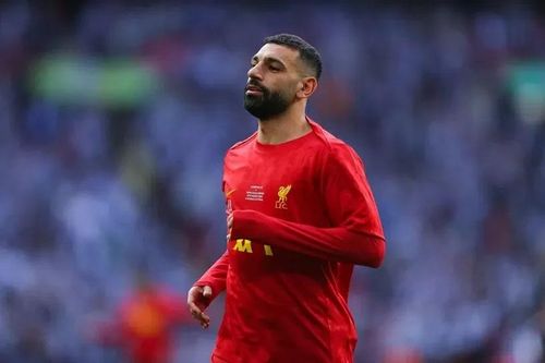 Trent Alexander-Arnold giúp Liverpool sáng cửa giữ chân Salah?