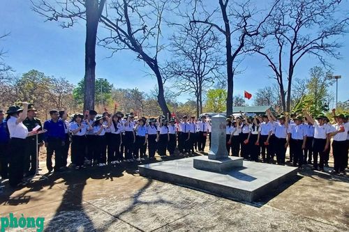 Rường cột nước nhà, khát vọng vươn xa