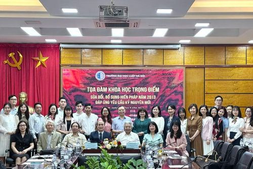 Sửa đổi, bổ sung Hiến pháp năm 2013: Nghiên cứu kỹ lưỡng khi thiết lập bộ máy hành chính mới