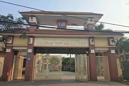 Đang làm rõ vụ nữ sinh bị đánh hội đồng nhập viện