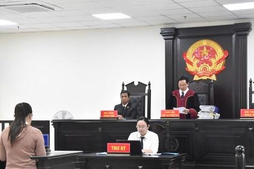 Kế toán trường tiểu học tham ô hàng trăm triệu đồng tiền bảo hiểm của học sinh