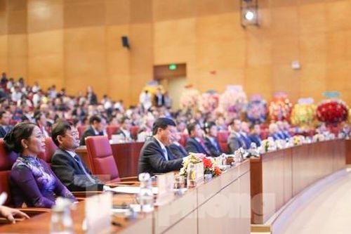 Doanh nghiệp cam kết 'rót' hơn 230.000 tỷ đồng vào Bình Định