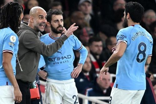 Ngoại hạng Anh phá lệ, Man City và MU có 2 kỳ chuyển nhượng hè