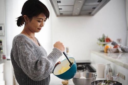 Sống chung với bố mẹ chồng nhưng ăn riêng, nàng dâu bị cả xóm nói ích kỷ