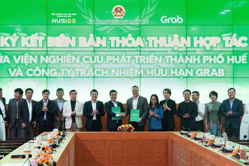 Công nghệ - bệ phóng thúc đẩy du lịch thông minh