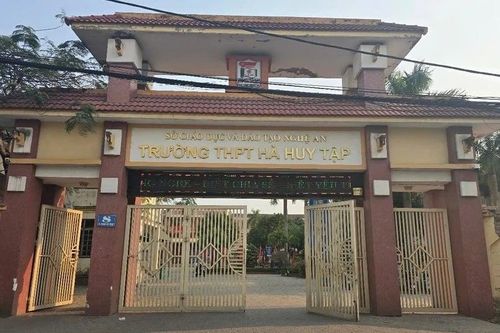 Nghệ An: Nữ sinh lớp 11 bị học sinh cùng trường đánh dập sụn mũi