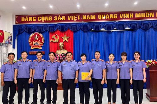 Thanh tra VKSND tối cao kiểm tra theo kế hoạch tại VKSND tỉnh Cà Mau