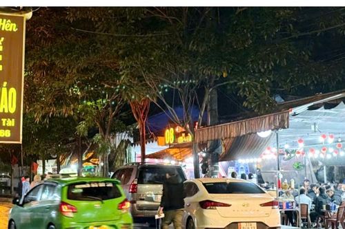 Sở Y tế đề nghị UBND TP. Vinh kiểm tra an toàn thực phẩm trên tuyến phố ẩm thực Nguyễn Tài