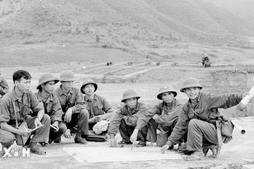 Khoảnh khắc đáng nhớ: Ngày 28/3/1975 - Mở trận công kích vào Ðà Nẵng