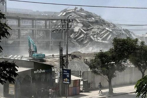 Số người mắc kẹt trong tòa nhà sập ở Thái Lan lên tới 81 người