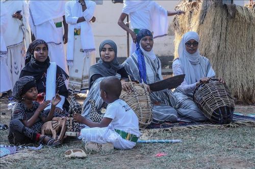 UNICEF kêu gọi hành động khi 14 triệu trẻ em có thể mất nguồn viện trợ dinh dưỡng