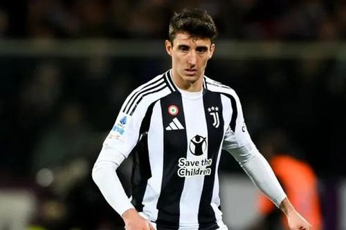 Hậu vệ trẻ nổi bật của Juventus vào tầm ngắm của Liverpool