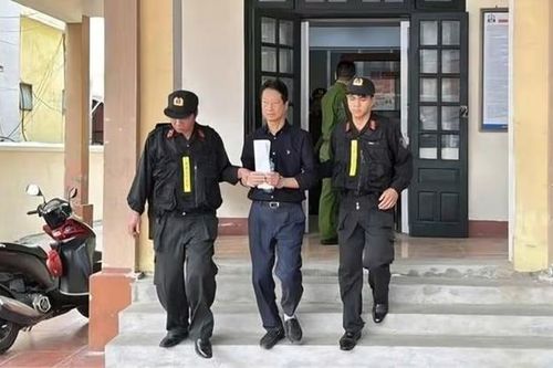 Bắt phó giám đốc doanh nghiệp tư nhân Cao Bắc