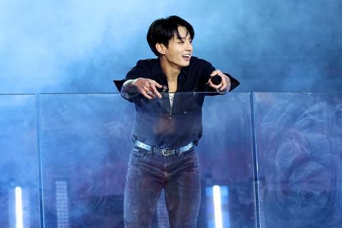 17 tỷ đồng từ Jungkook (BTS)