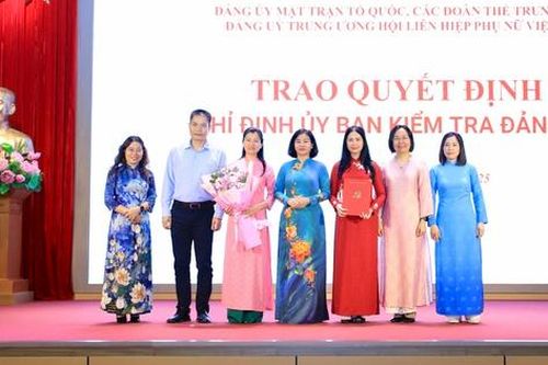Đảng bộ TƯ Hội LHPN Việt Nam triển khai nghiêm túc việc sắp xếp, tinh gọn bộ máy