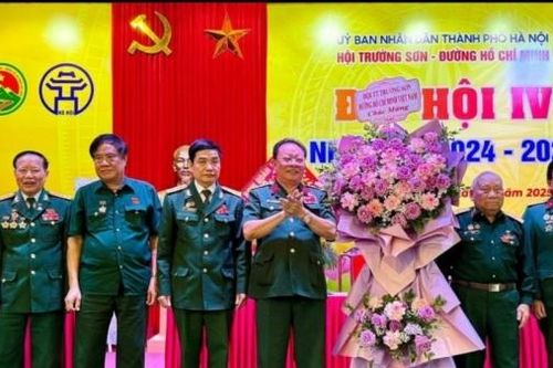 Đại tá Nguyễn Đức Thuận làm Chủ tịch Hội Trường Sơn - Đường Hồ Chí Minh Thành phố Hà Nội