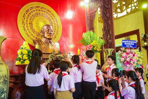 Thiếu nhi An Giang thi đua làm theo 5 điều Bác Hồ dạy