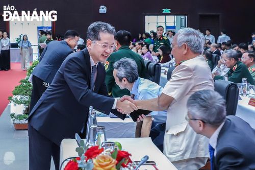 Tổ chức hội thảo khoa học kỷ niệm 95 năm ngày thành lập Đảng bộ thành phố (28-3-1930 - 28-3-2025) và 50 năm ngày giải phóng thành phố (29-3-1975 - 29-3-2025)