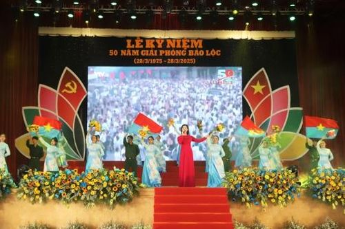 Long trọng tổ chức Lễ kỷ niệm 50 năm Ngày Giải phóng Bảo Lộc