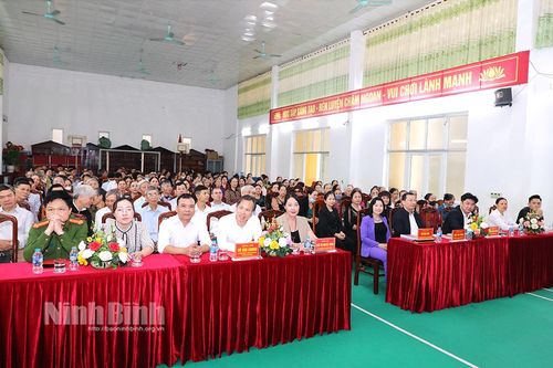 Tuyên truyền, vận động thực hiện nếp sống văn minh trong việc cưới, việc tang và lễ hội