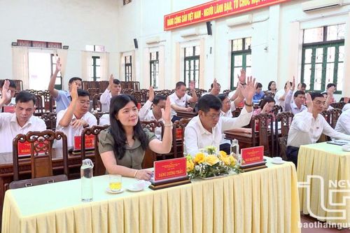 Chuyển vốn đầu tư công sang xây dựng các công trình phục vụ dân sinh