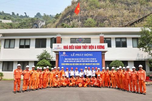 Thủy điện A Vương phát động thi đua hoàn thành đại tu, tiểu tu các tổ máy