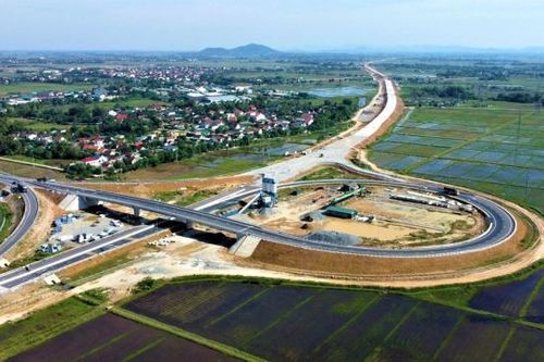 Kỷ luật nhiều cán bộ liên quan đến sai phạm trong đền bù cao tốc Bắc - Nam