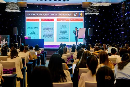 LDH Media hỗ trợ cá nhân kinh doanh xây dựng thương hiệu trênTikTok Shop