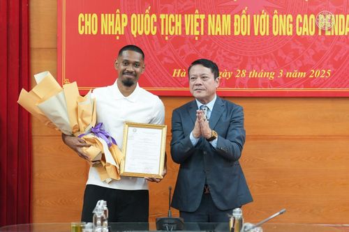 Cao Pendant Quang Vinh chính thức là công dân Việt Nam