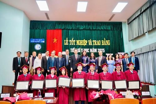 Ngành y có thêm nhiều tiến sĩ