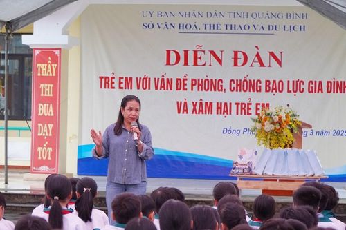 Chung tay bảo vệ trẻ em khỏi bạo lực gia đình