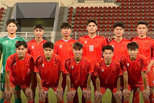 Giao hữu U17: Việt Nam tiếp tục thắng Oman