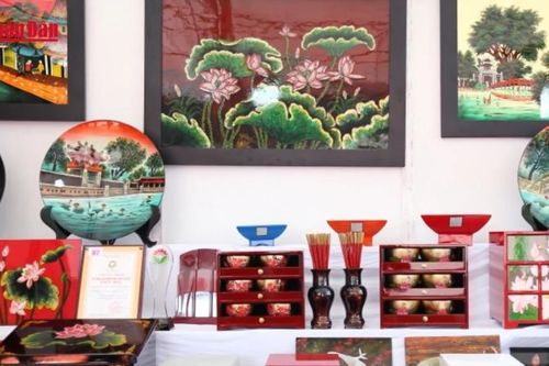 Hà Nội nâng tầm sản phẩm OCOP, phát triển bền vững làng nghề