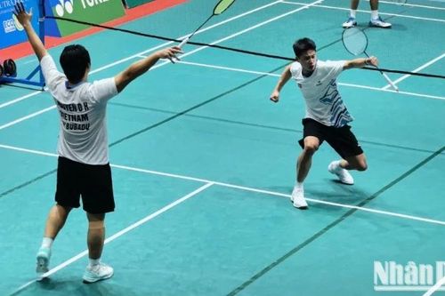 Đình Mạnh và Đình Hoàng vào chung kết đôi nam Giải cầu lông Ciputra Hanoi - Vietnam International Challenge 2025