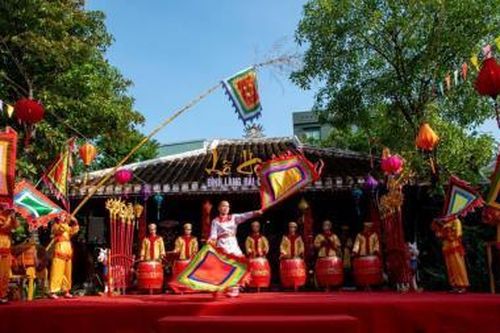 Giữ gìn bản sắc, phát huy giá trị văn hóa thành phố anh hùng