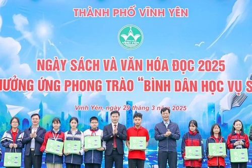 Nhiều hoạt động hấp dẫn tại Ngày sách và Văn hóa đọc của TP Vĩnh Yên