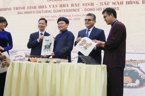 Quảng bá 'Tinh hoa văn hóa Bắc Ninh - Sắc màu tranh Đông Hồ' tại Hà Nội
