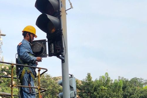 50 tỉnh, thành phố ghi nhận bất cập tại hàng trăm cụm đèn tín hiệu giao thông