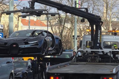 Bạn mượn Bugatti triệu USD chạy quá tốc độ, cảnh sát tịch thu siêu xe thẳng tay