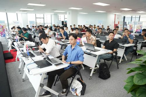 Ngân hàng Số Vikki và Đà Nẵng hợp tác phát triển nhân lực ngành bán dẫn và trí tuệ nhân tạo