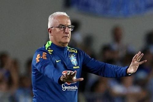 Sa thải HLV Dorival Júnior, Brazil khẩn trương tìm người thay thế