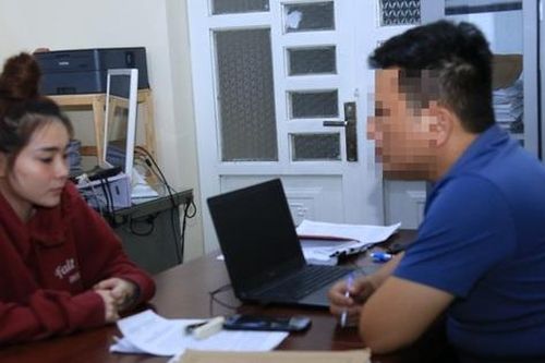 Bắt 5 đối tượng 'đe dọa' bố đẻ của con nợ