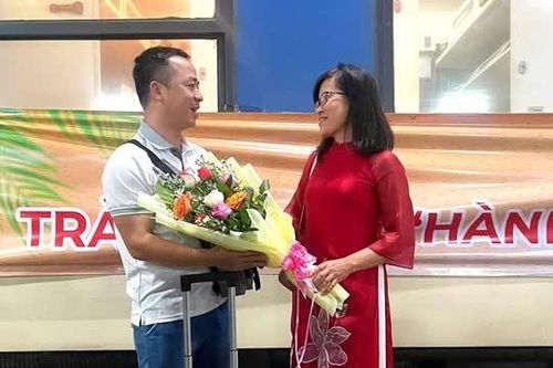 Gần 800 du khách đến Bình Định bằng tàu hỏa miễn phí