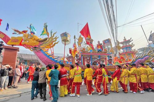 Hòa cùng Lễ hội Cầu Ngư