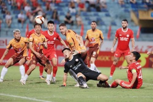 Sân cỏ nội trở lại: Tứ kết Cúp Quốc gia