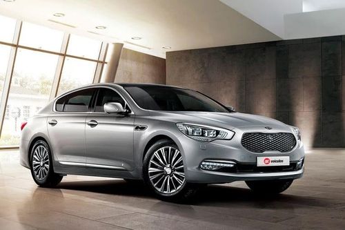 Kia Quoris 2017: Thiết kế tinh tế, động cơ mạnh mẽ, giá từ 2,5 tỷ đồng