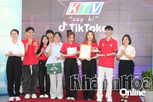 Sôi nổi Chương trình KTV say hi Tiktoker