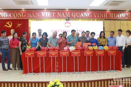 Thành phố Lạng Sơn mổ 'Lợn đất tiết kiệm' xây dựng công trình, phần việc chào mừng đại hội đảng các cấp
